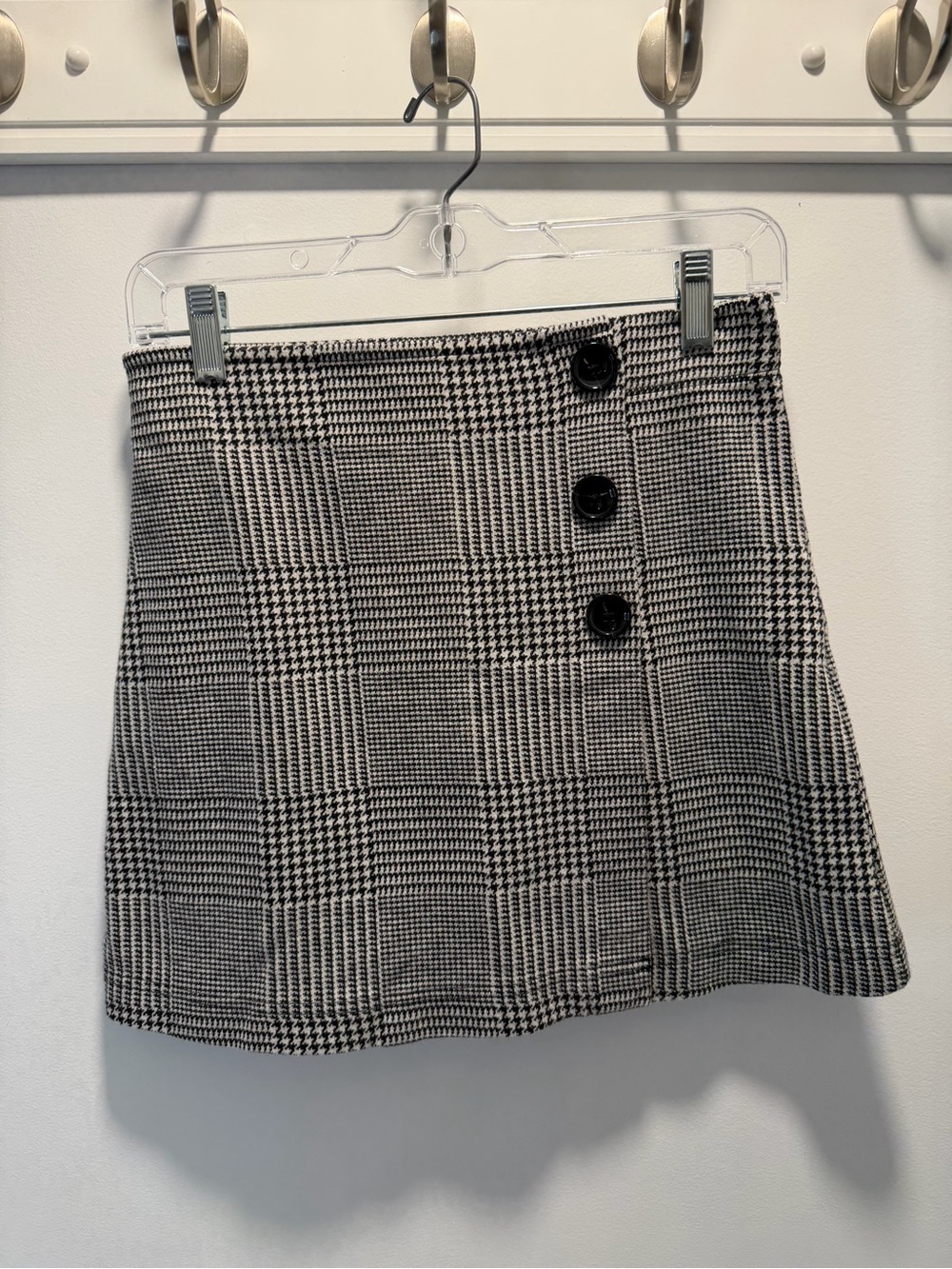 Forever 21 Houndstooth Mini Skirt in Black & White Size Medium